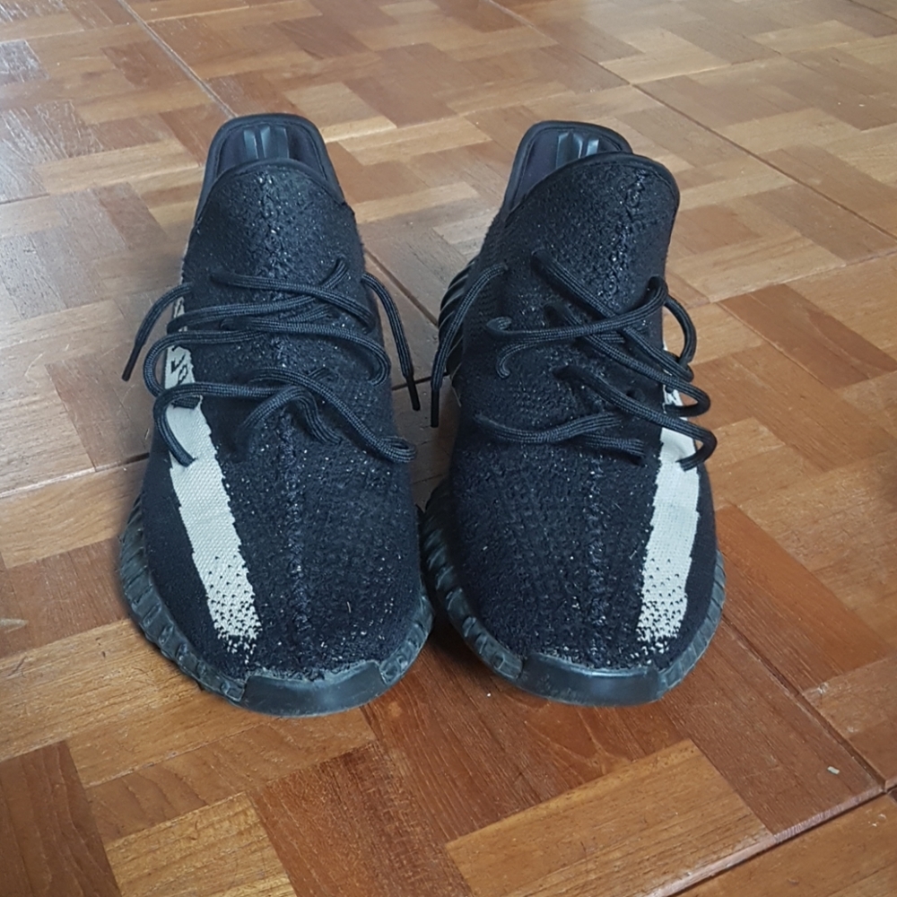 Yeezy 350 oreo